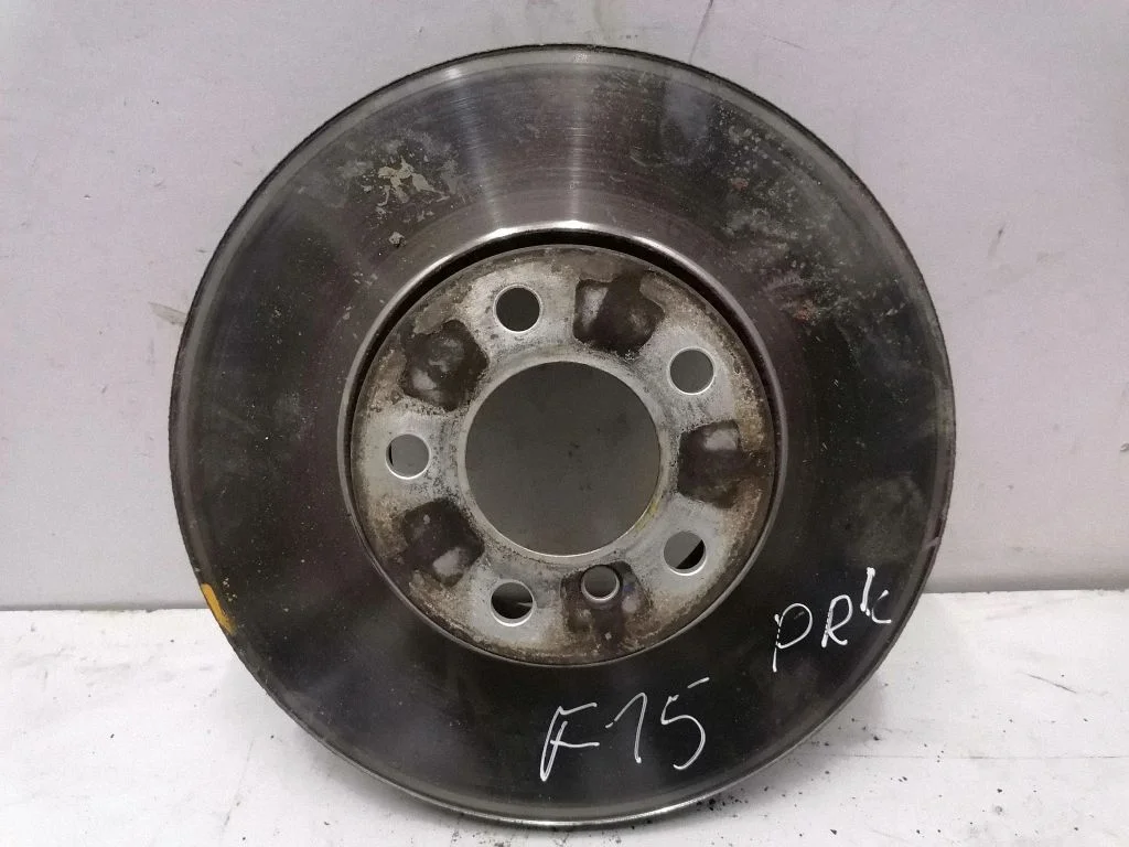 Front brake disc 6868939