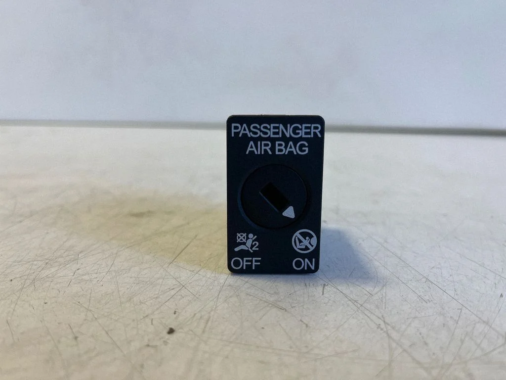 Passenger airbag on/off switch 5Q0919237