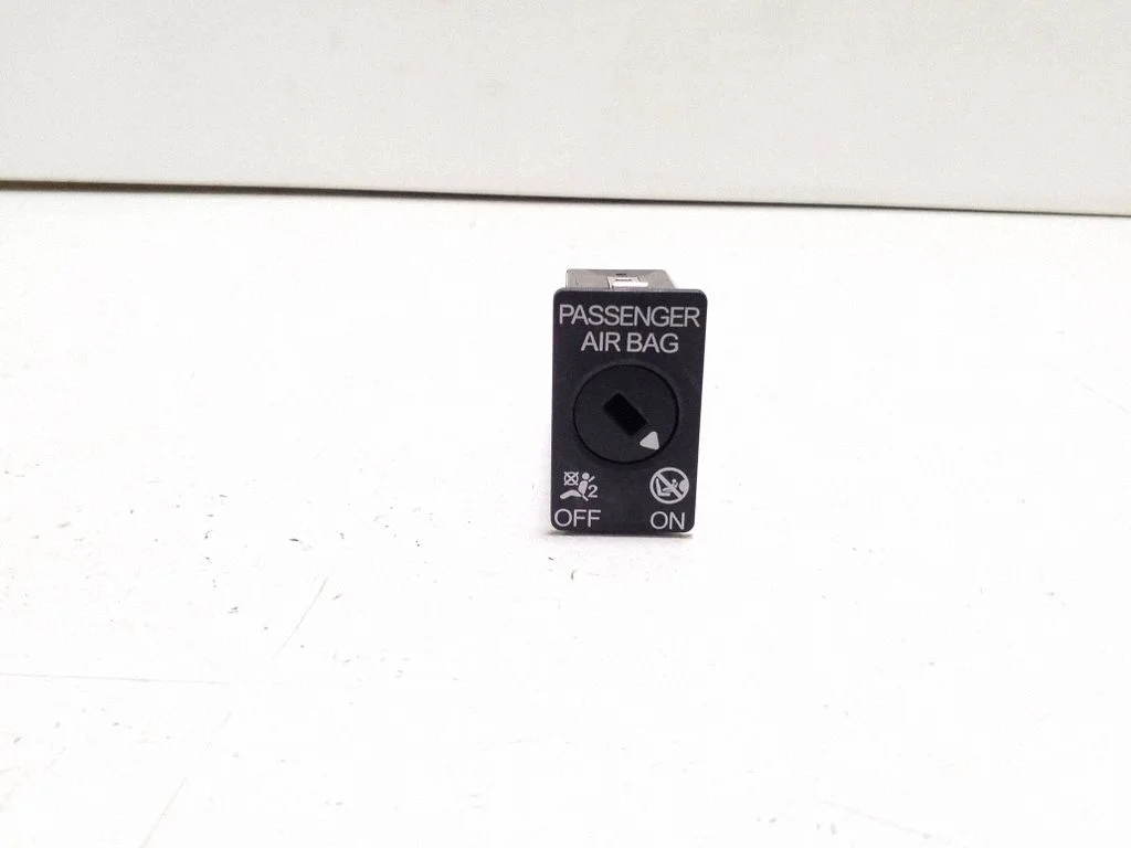 Passenger airbag on/off switch 5Q0919237