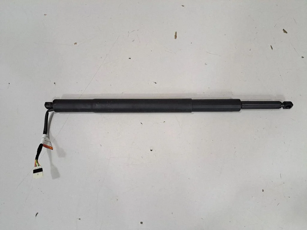 Aizmugurējā vāka amortizators – BMW 3. sērija G20 G21 (2019-)