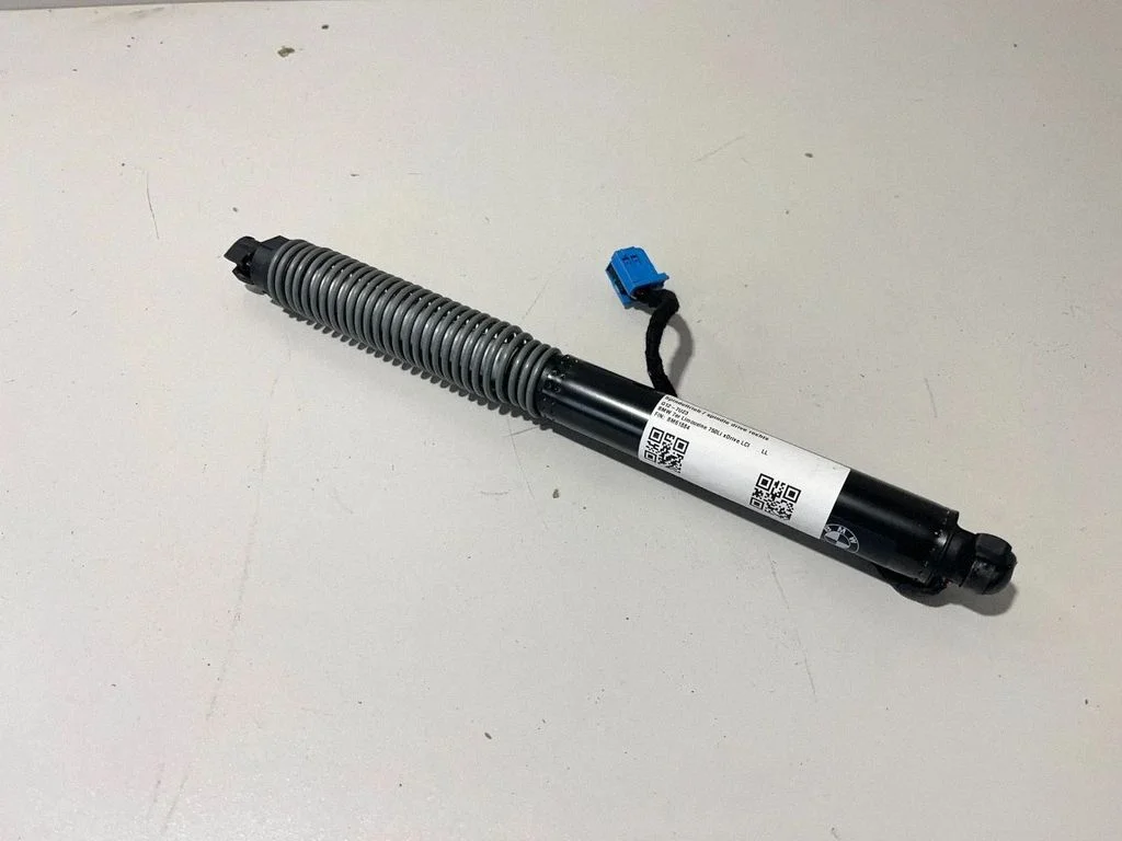 Tailgate/trunk strut/damper – BMW 7 Series G11 G12 (2015-2022)