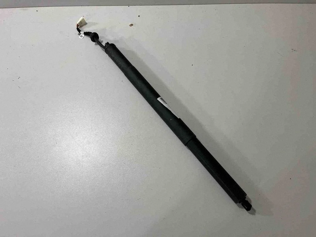 Tailgate/trunk strut/damper – BMW X5M G05 F95 (2019-)