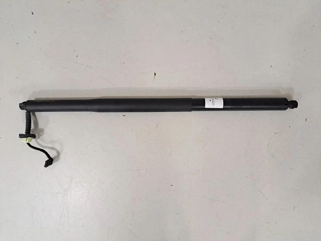 Aizmugurējā vāka amortizators – BMW X6 G06 (2019-)