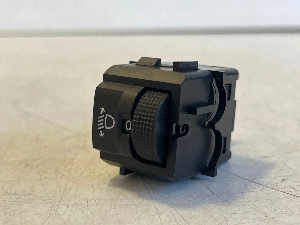 Headlight level height control switch 98095437ZD – Opel Vivaro (2019-)