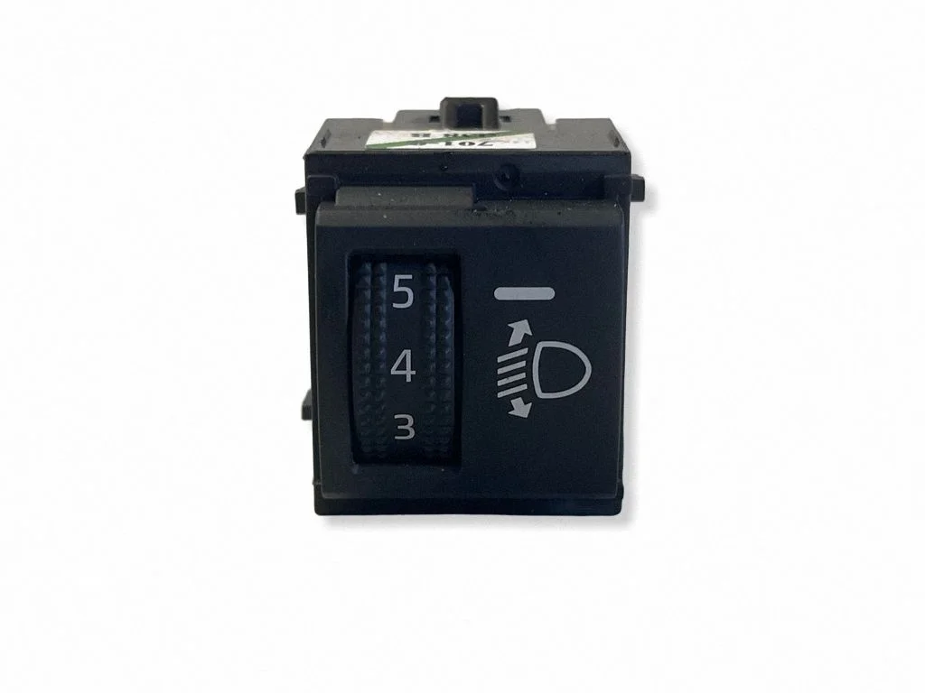 Headlight level height control switch 7010D38B