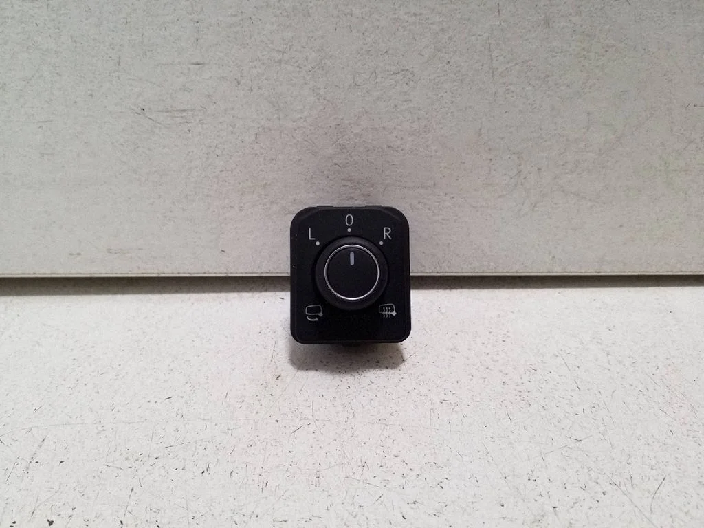 Przełącznik lusterek 3G0959565C – Cupra Formentor (2020-)