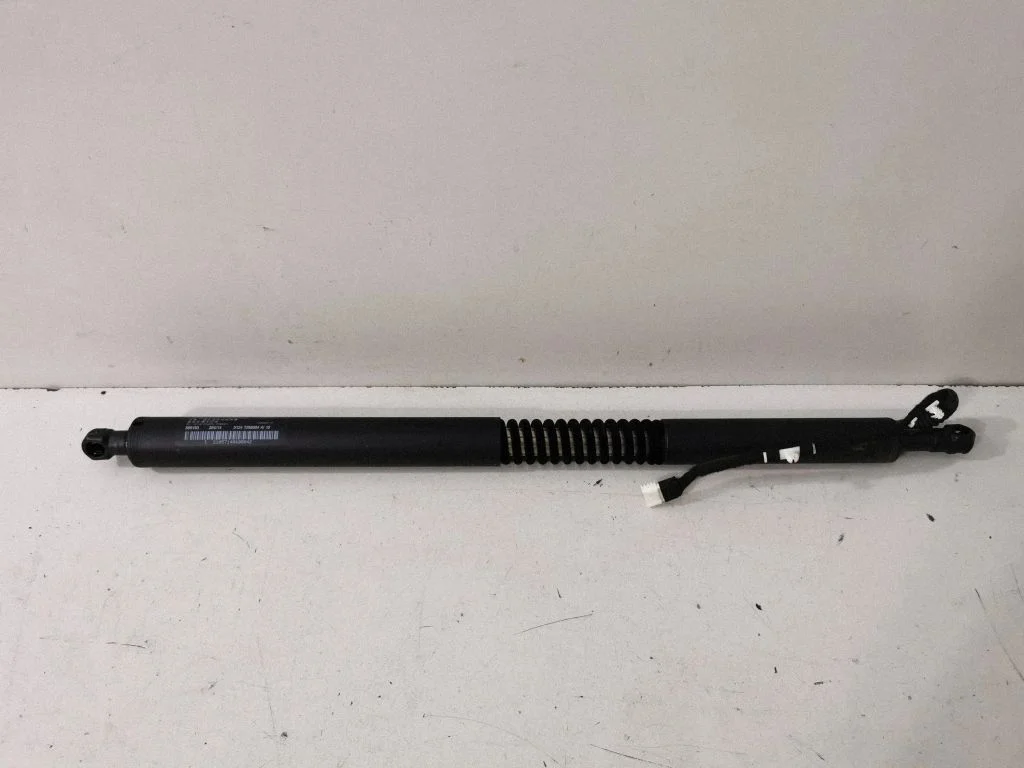 Tailgate/trunk strut/damper – BMW 3 Series GT F34 (2013-2017)