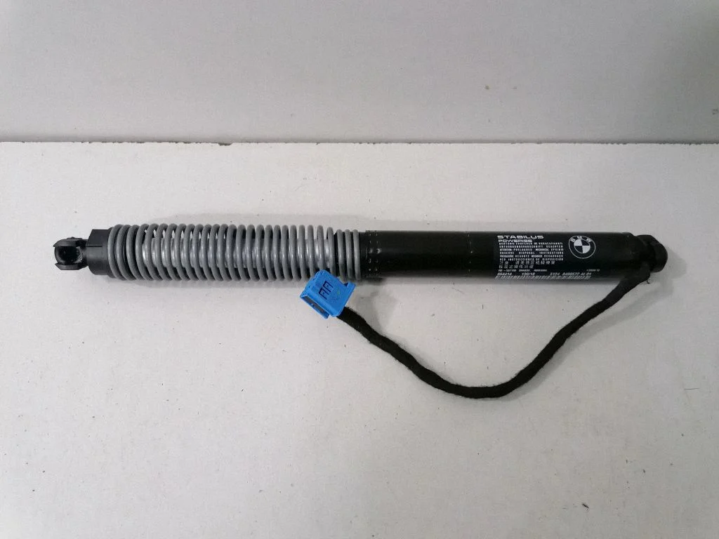 Tailgate/trunk strut/damper – BMW 7 Series G11 G12 (2015-2022)