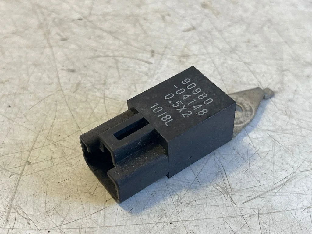 Other relay 9098004148