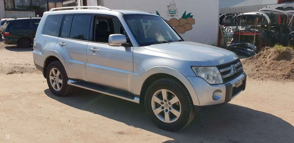 Mitsubishi Pajero Sport