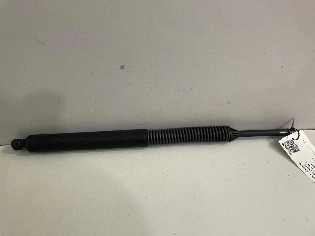 Tailgate/trunk strut/damper – BMW 5 Series F10 F11 (2009-2016)
