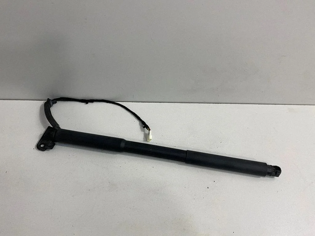 Tailgate/trunk strut/damper – BMW 3 Series F30 F35 F31 (2012-2018)