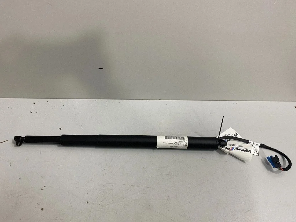 Siłownik (sprężyna gazowa) klapy bagażnika – BMW Seria 5 G30 G31 G38 (2016-)