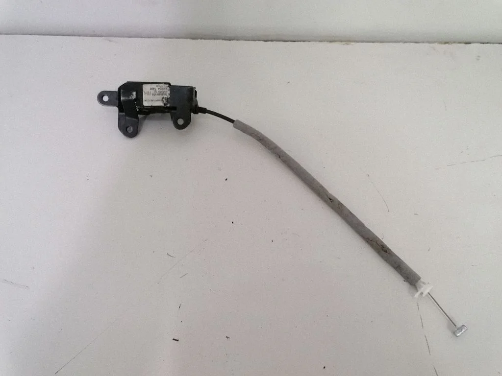 Zamek klapy bagażnika – BMW X5 E70 (2006-2013)