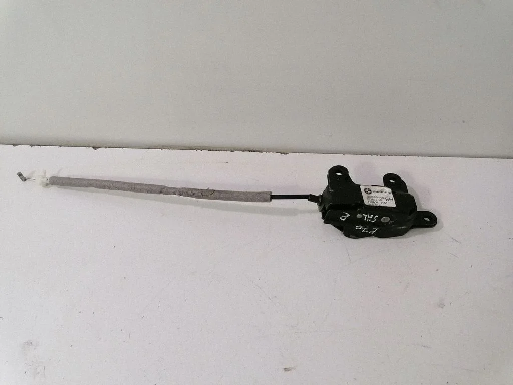 Zamek klapy bagażnika – BMW X5 E70 (2006-2013)
