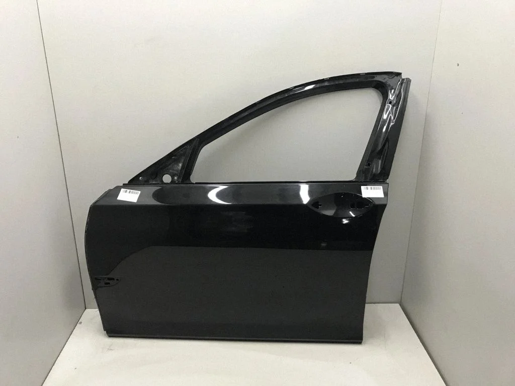Esiuks – BMW 7-seeria F01 F02 F03 F04 (2008-2016)