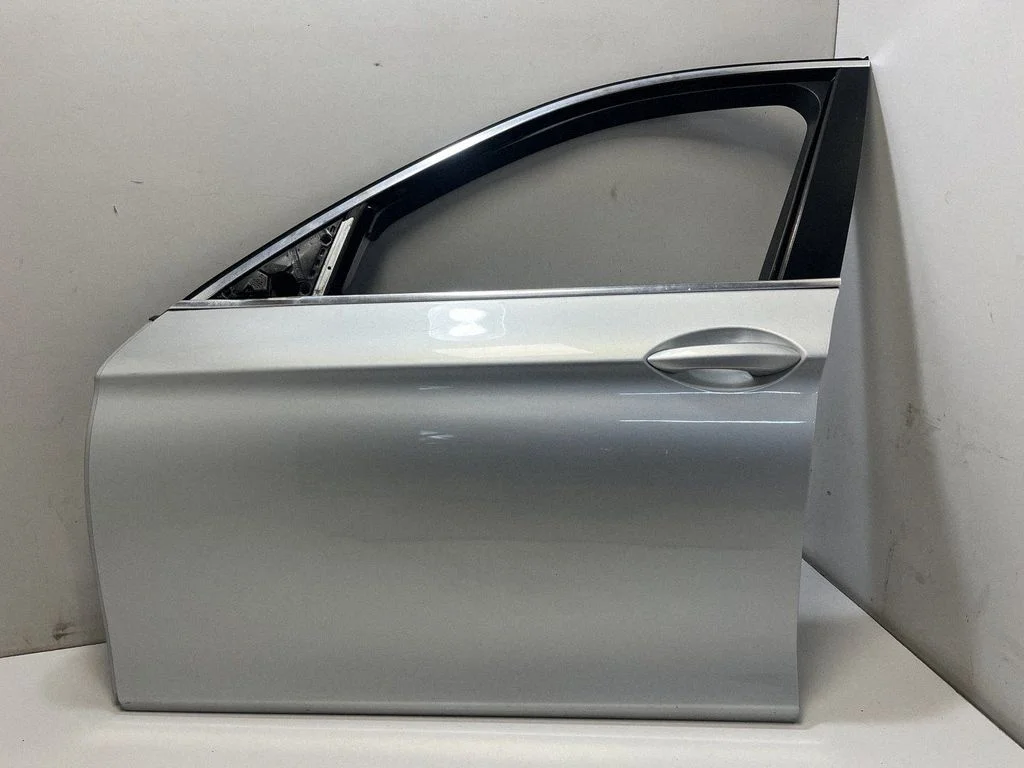 Priekšējās durvis – BMW 5. sērija F10 F11 (2009-2016)