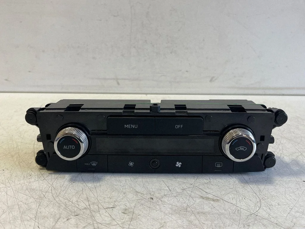 Kliimaseadme/kütte juhtplokk (salongis) 6VA907044D – Skoda Fabia Mk4 (6VA) (2021-)