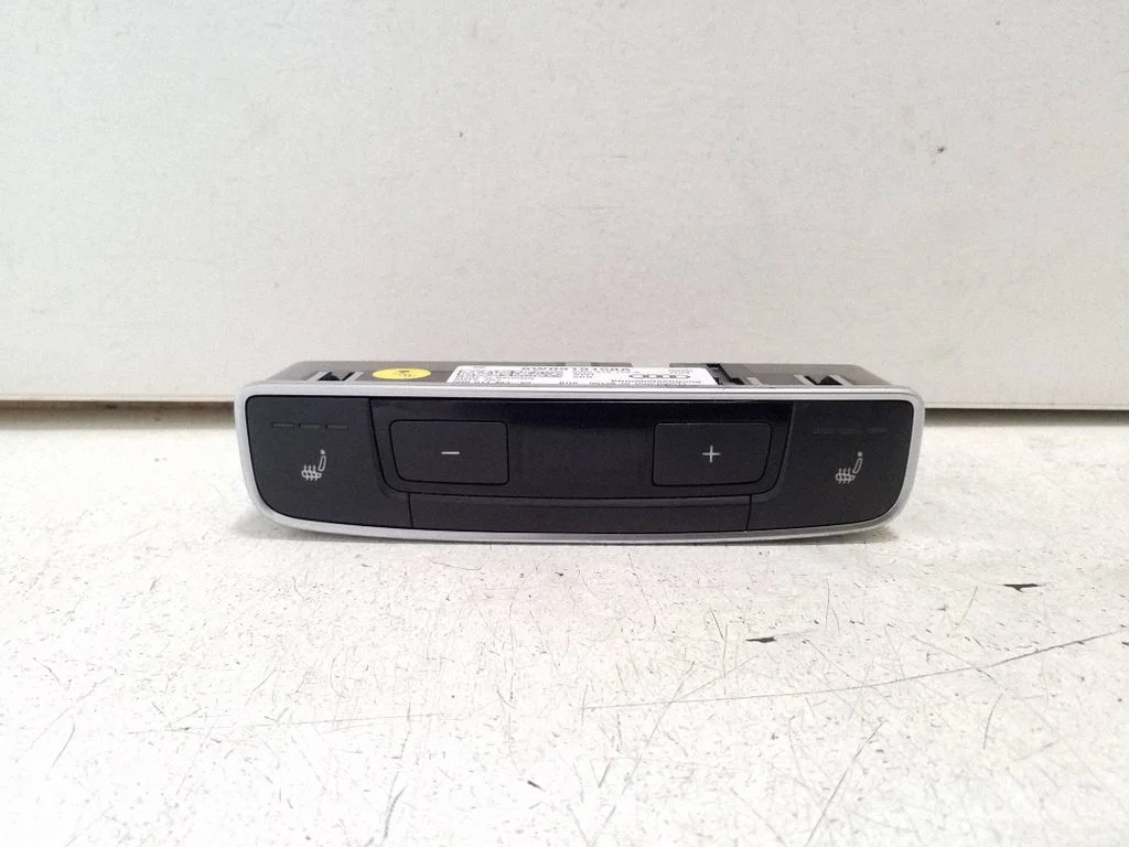 Kliimaseadme/kütte juhtplokk (salongis) 8W0919158A – Audi Q7 4M (2015-)