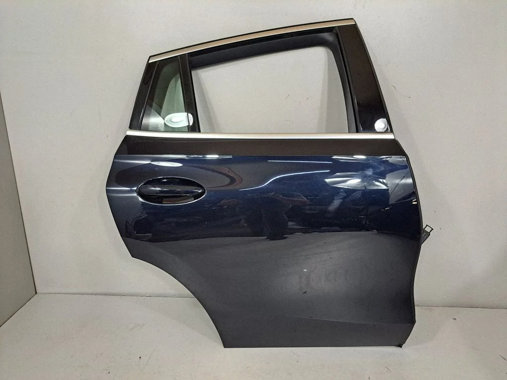 Aizmugurējās durvis – BMW X6 G06 (2019-)