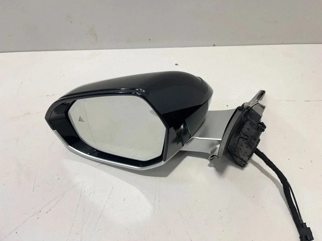 Esiukse elektriline välispeegel 5A841A5