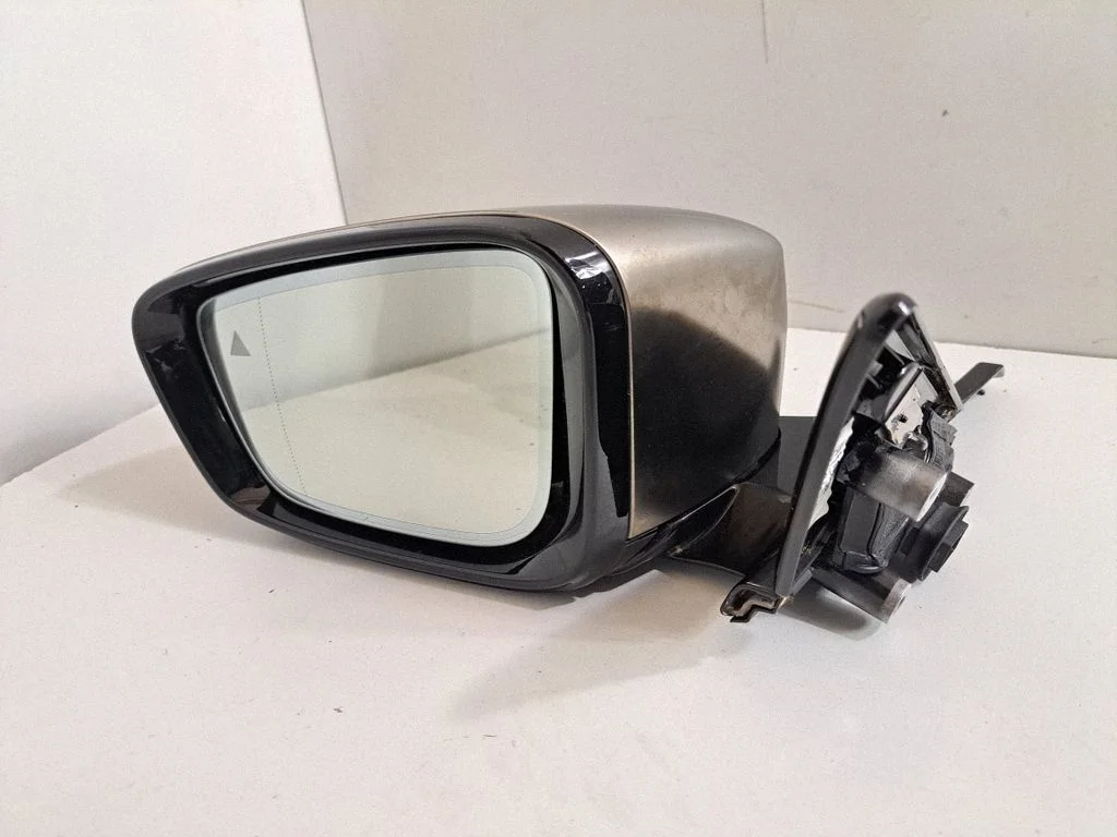 Spogulis (elektriski regulējams) – BMW Series 8 M8 F91 F92 G14 G15 (2019-)