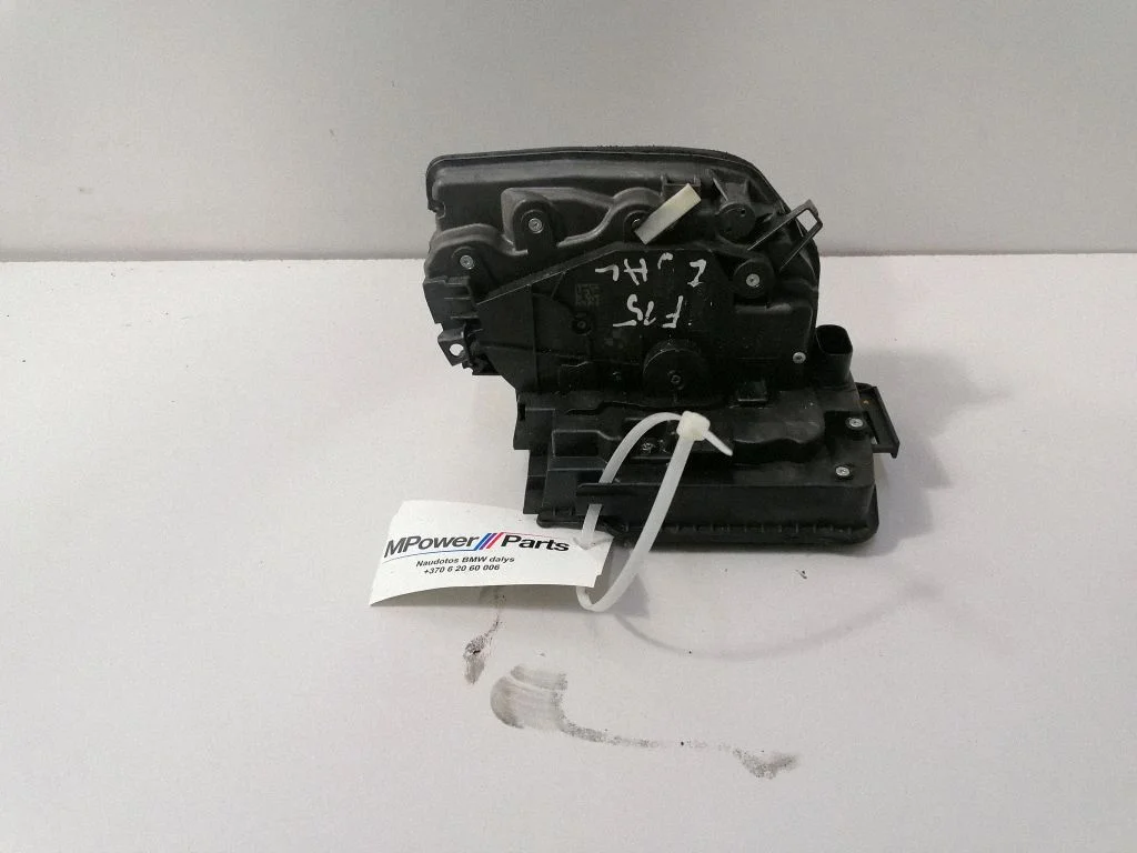 Aizmugurējo durvju slēdzene – BMW 5. sērija G30 G31 G38 (2016-)