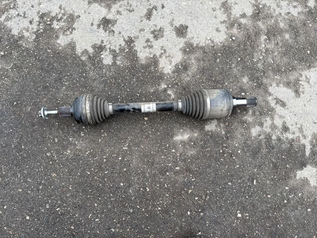 Aizmugurējā pusass A2973500702