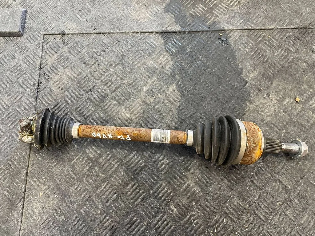 Front driveshaft LX673B436MAC