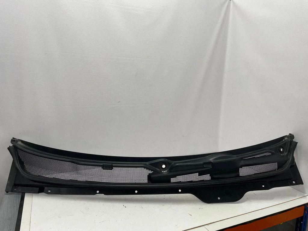 Wiper trim 68299452AD – Dodge RAM 1500 DS (2009-)