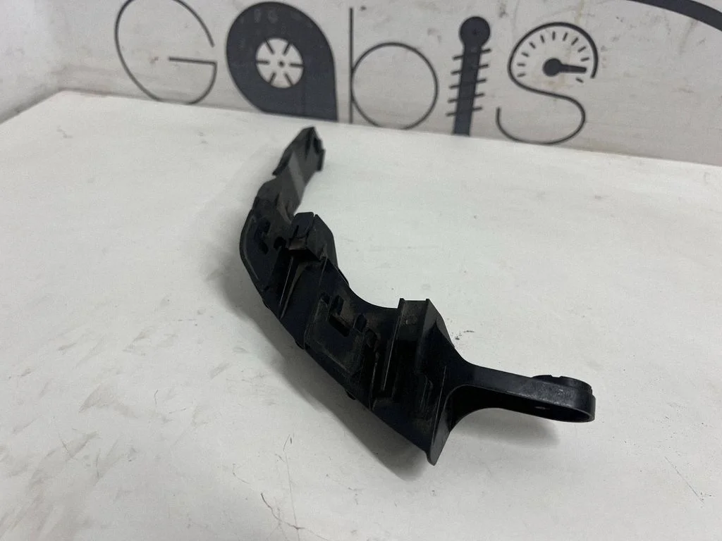 Rear bumper mounting bracket 5256342050
