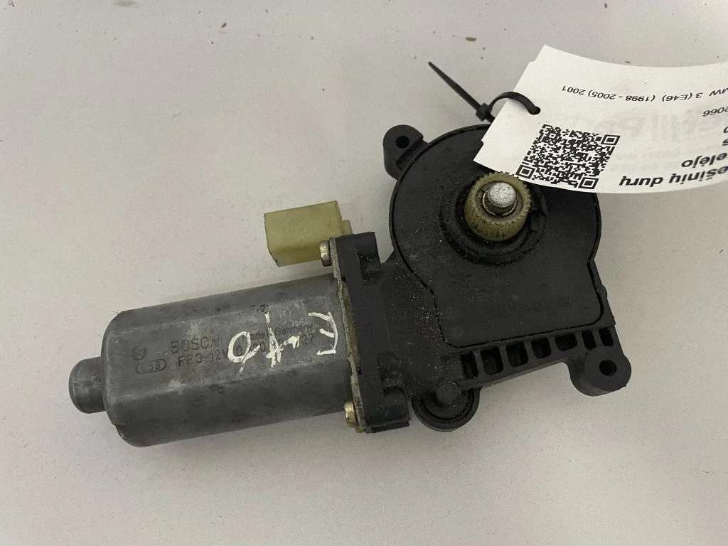 Rear door window regulator motor – BMW 3 Series E46 (1998-2005)