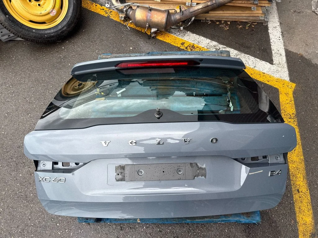 Tailgate/trunk/boot lid – Volvo XC60 (2017-)