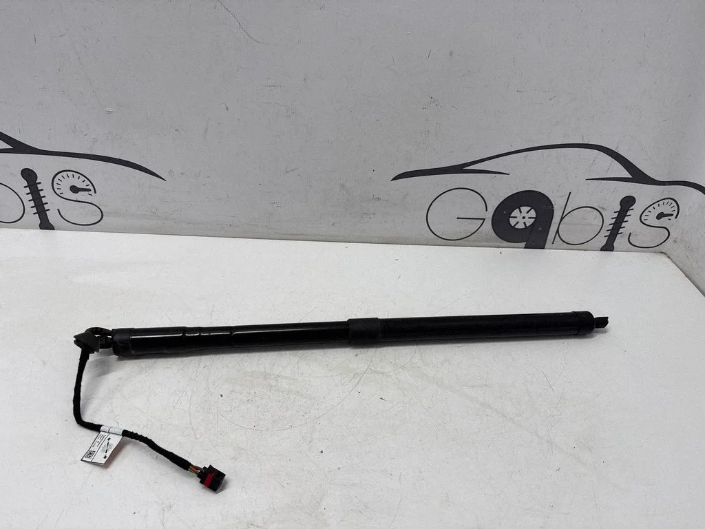 Tailgate/trunk strut/damper 32384407 – Volvo XC60 (2017-)