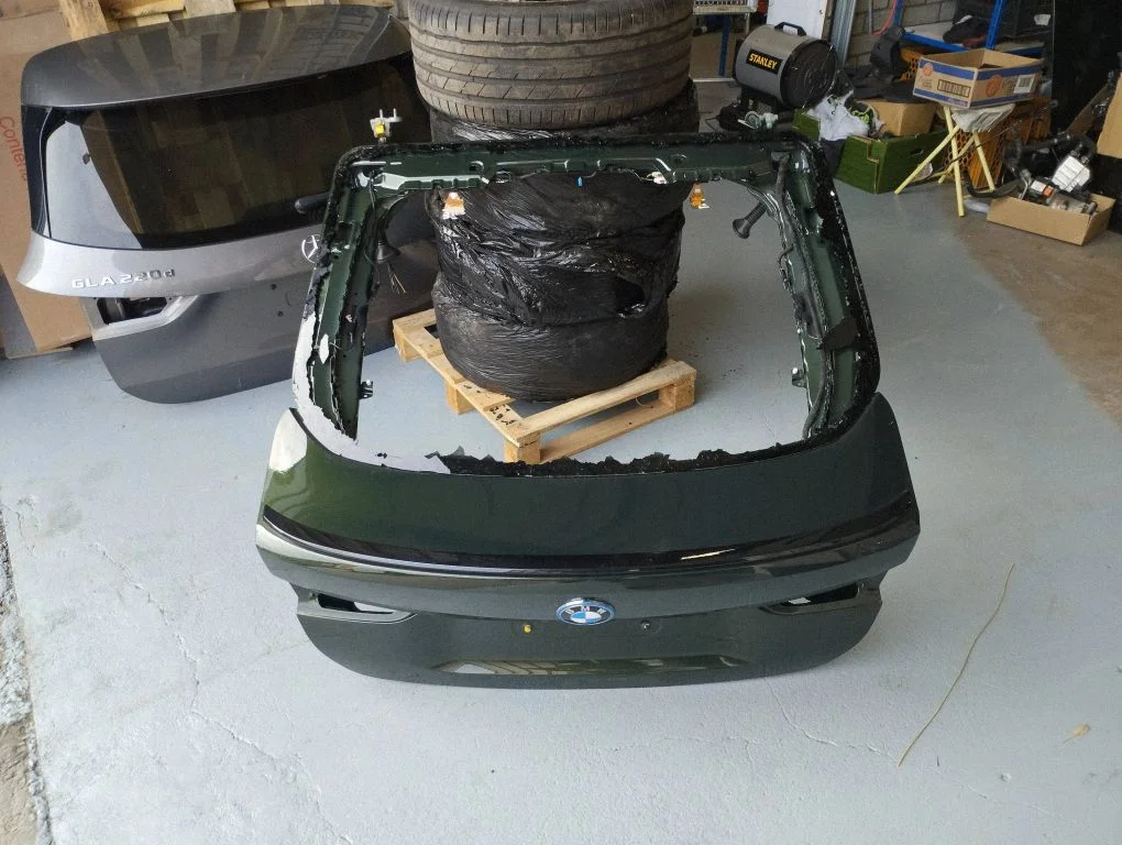 Tailgate/trunk/boot lid