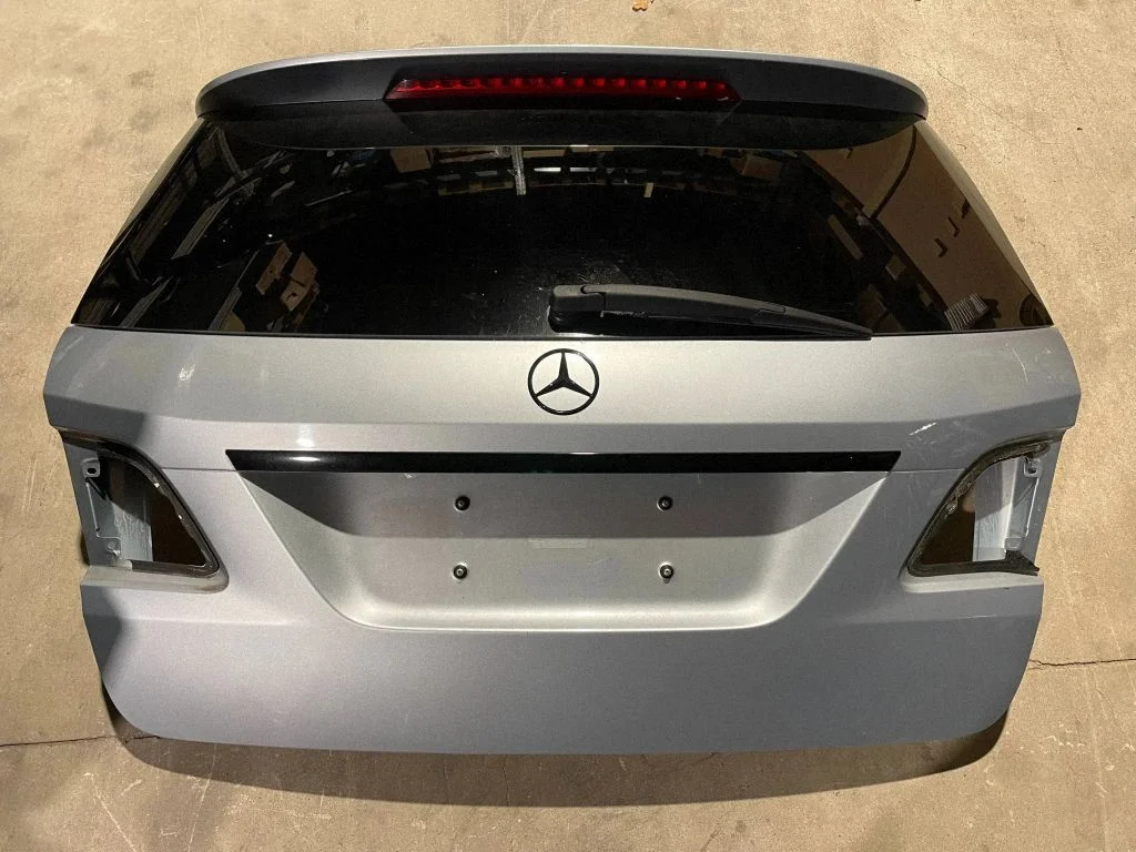 Tailgate/trunk/boot lid
