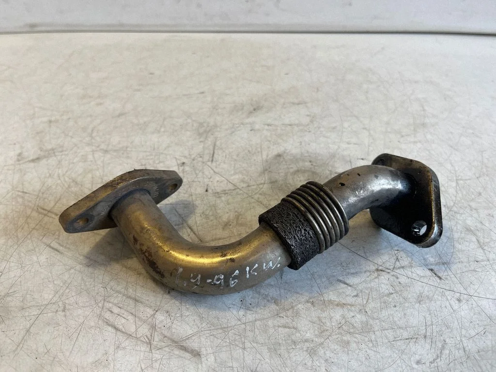 EGR valve line/pipe/hose 038131521A – Volkswagen Passat B5.5 (2001-2005)