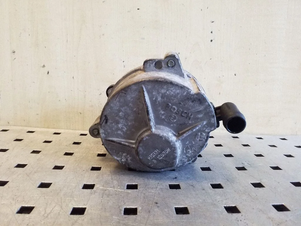 Vacuum pump 835331