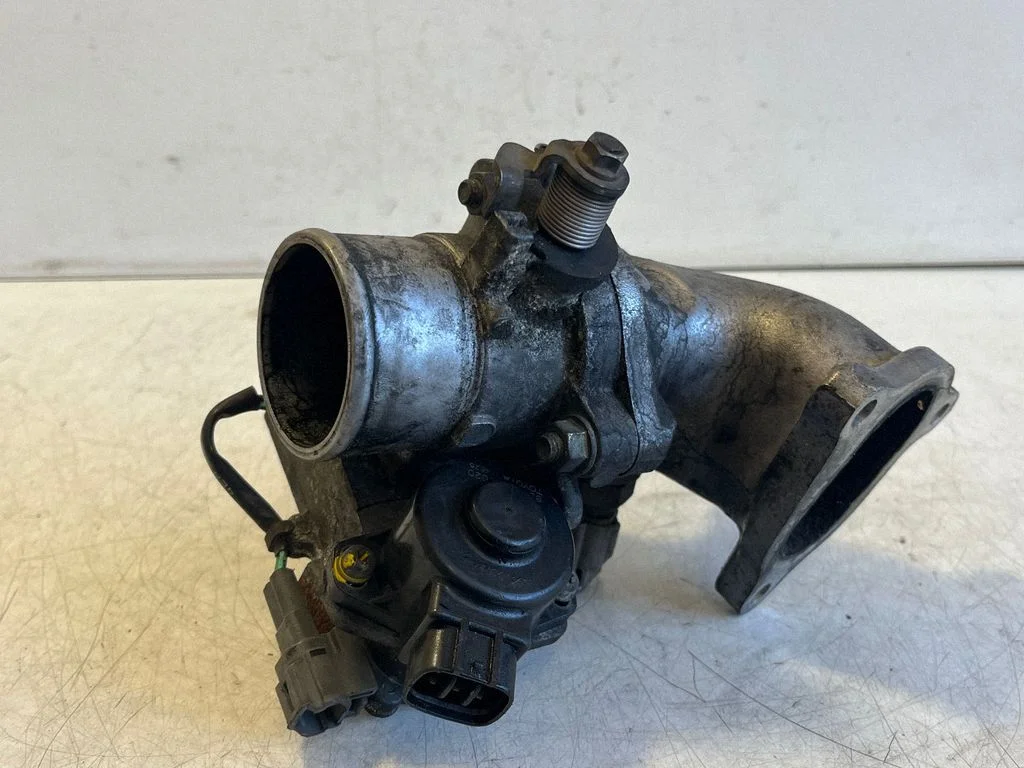 Throttle valve 8967221020