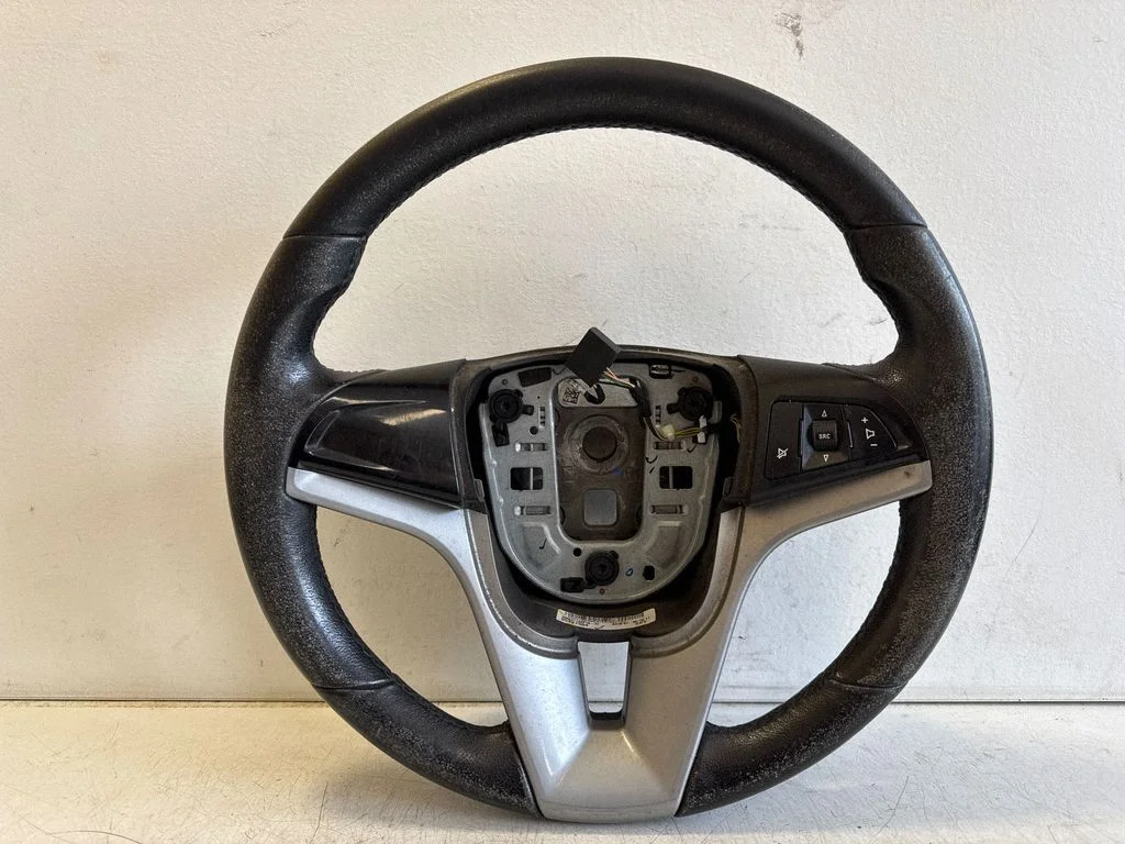 Steering wheel 306637199