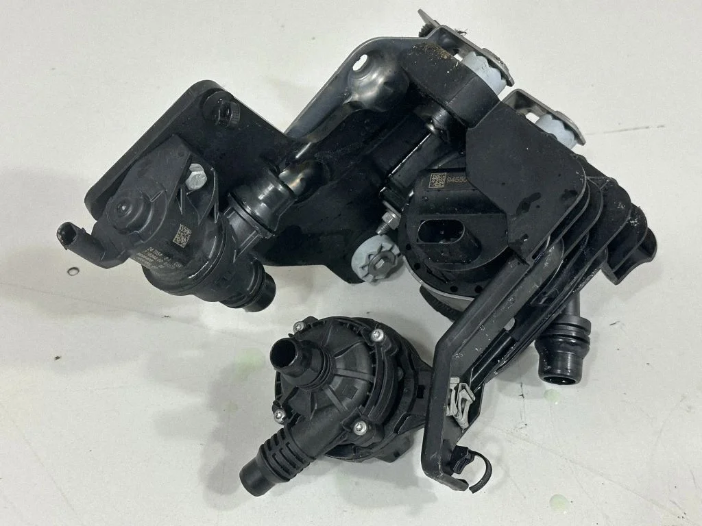 Electric auxiliary coolant/water pump – BMW i4 (2021-)