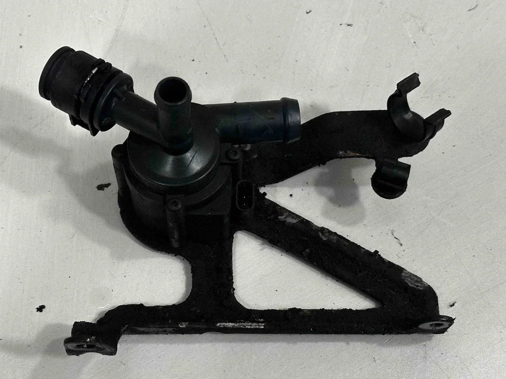 Electric auxiliary coolant/water pump 8616992