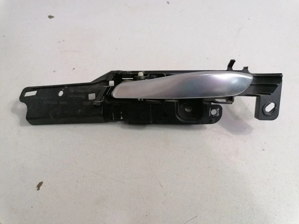 Front door interior handle