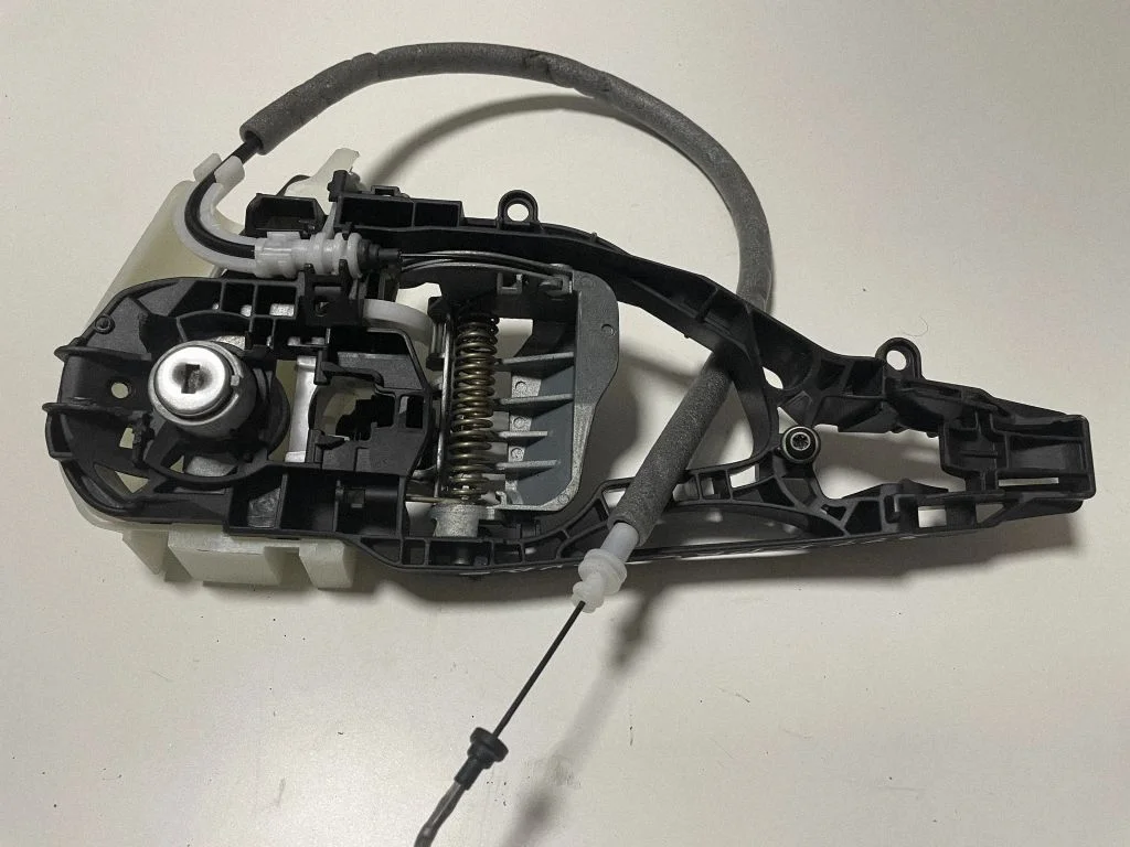 Klamka wewnętrzna drzwi przednich – BMW Seria 7 G11 G12 (2015-2022)