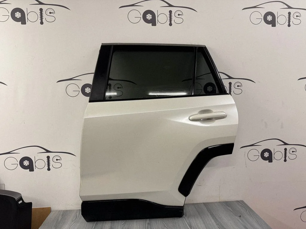 Rear door – rear left