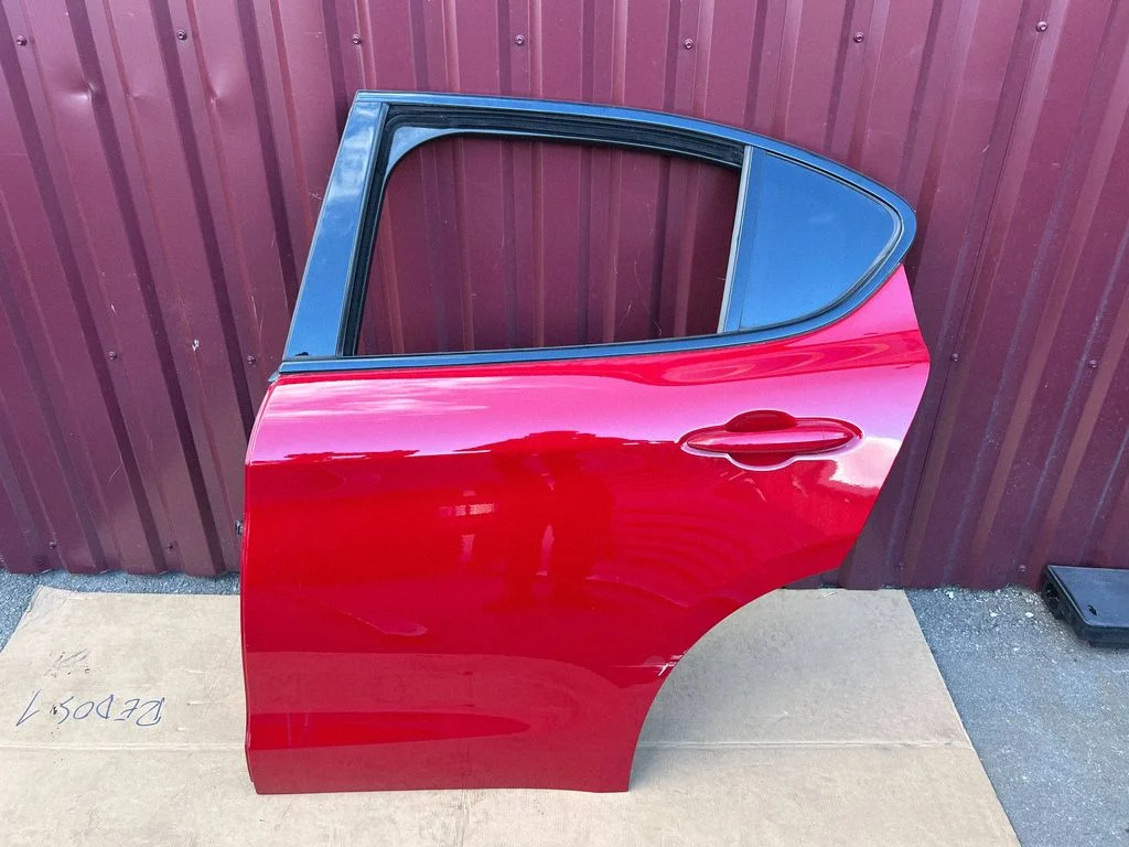 Rear door – rear left