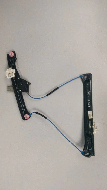 Esiukse elektriline aknatõstuk mootoriga – BMW 3-seeria F30 F35 F31 (2012-2018)