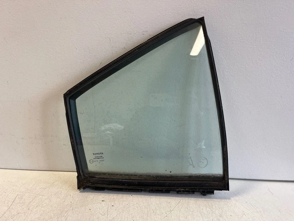 Rear vent window glass 6818802250