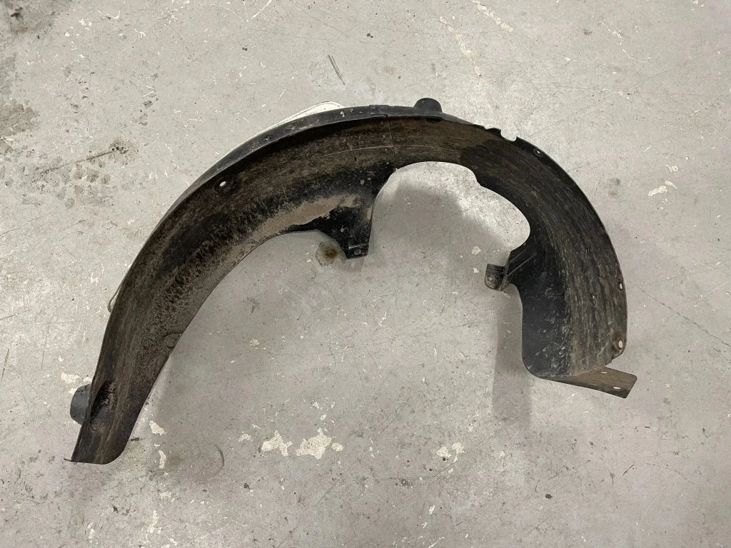 Rear arch fender liner splash guards 86821J9000