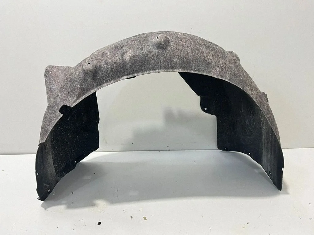 Tagumine poritiivakate 9881696 – BMW 5-seeria G60 G61 (2023-)